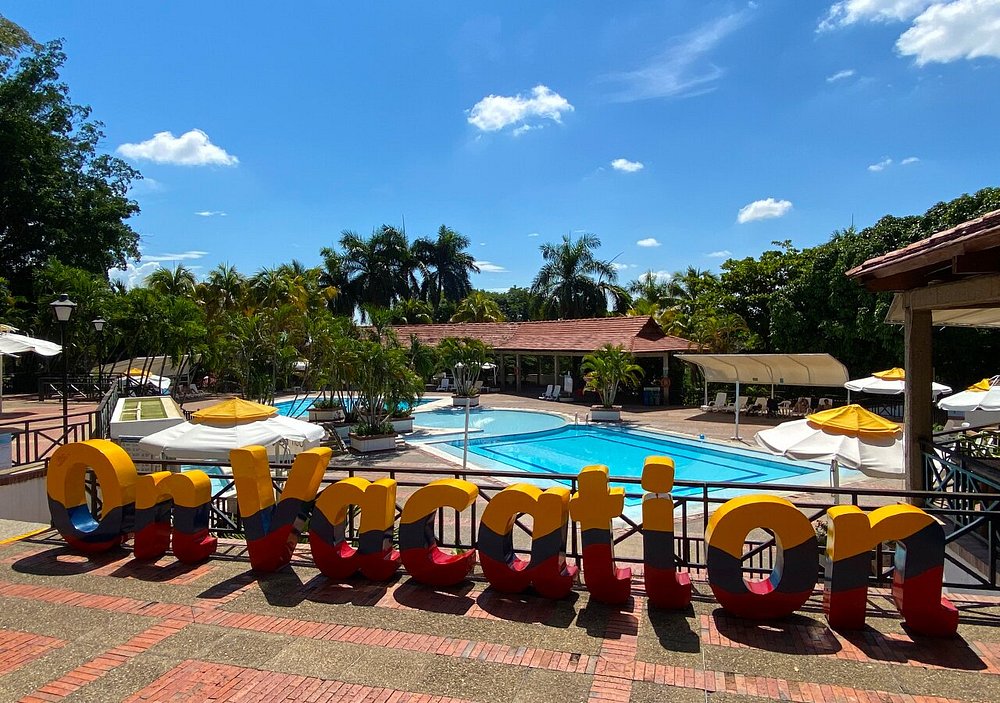 Hotel Girardot Resort - On Vacation