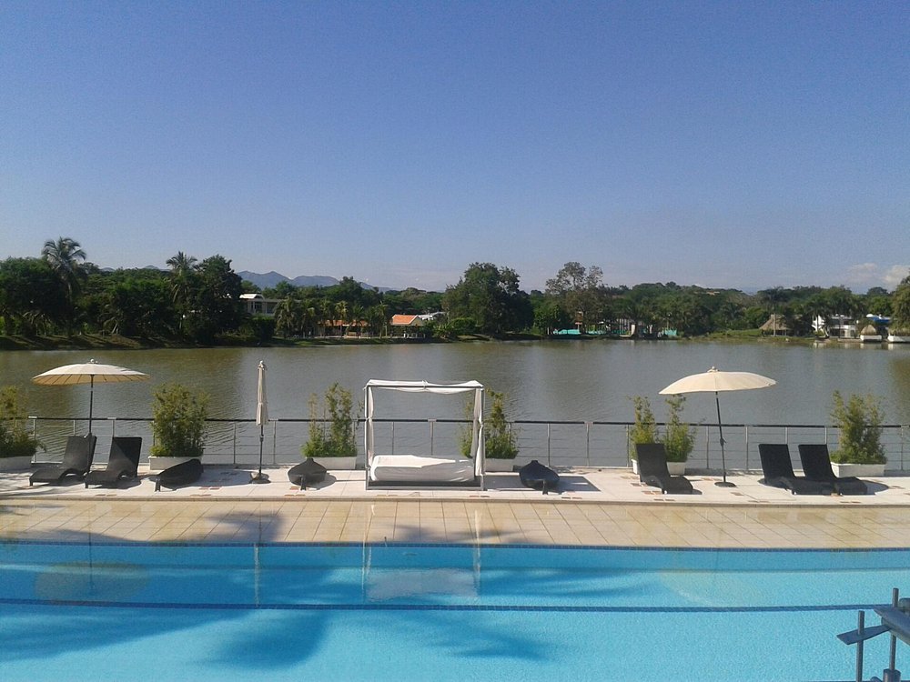 Monasterio Resort Giradot